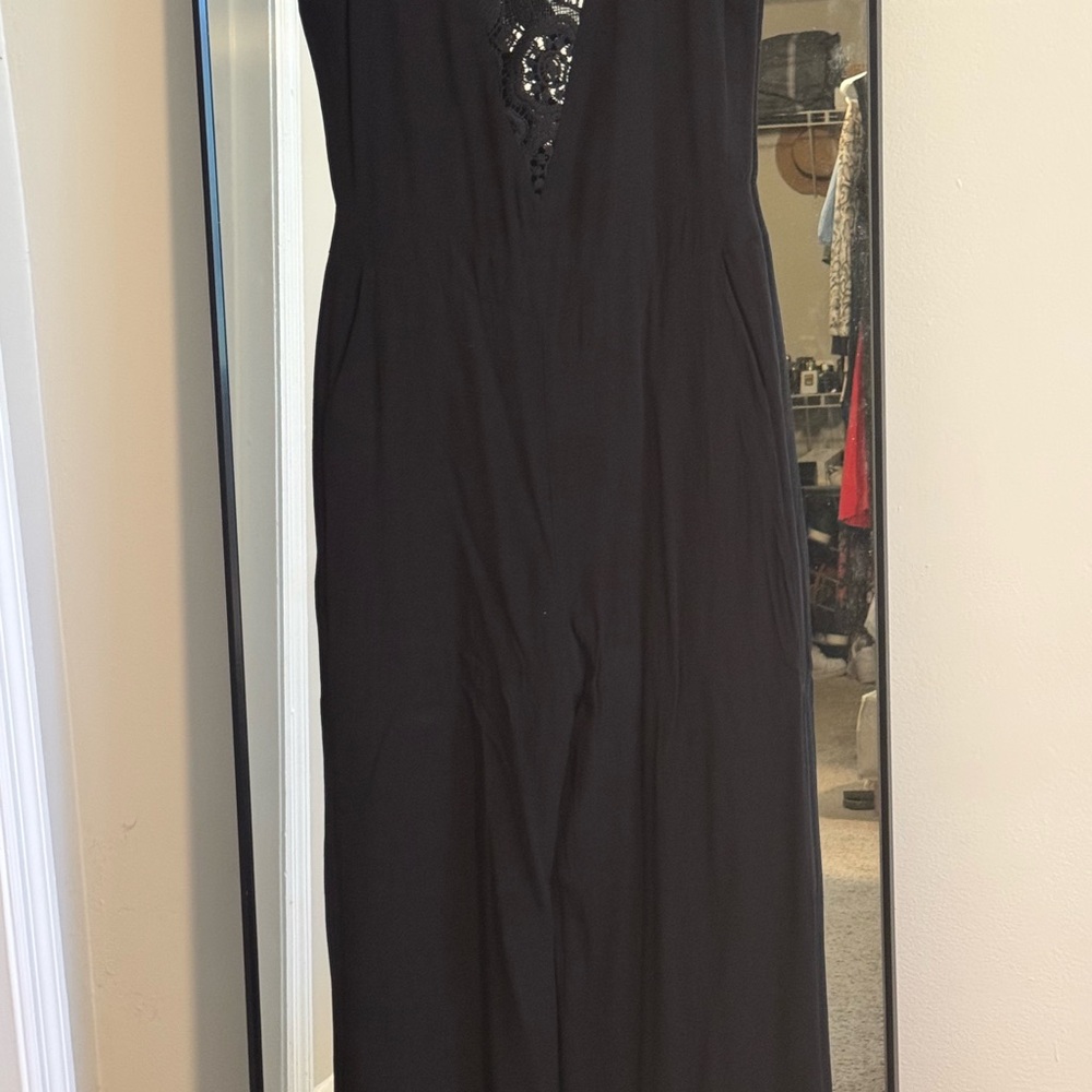 Elegant Black Sleeveless Jumpsuit